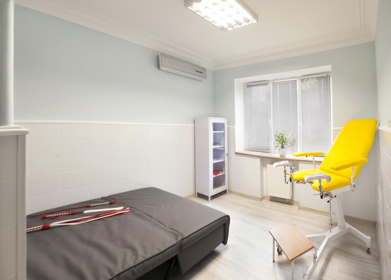 קייב Dating Hotel Cherry Twins (Adults Only) מראה חיצוני תמונה