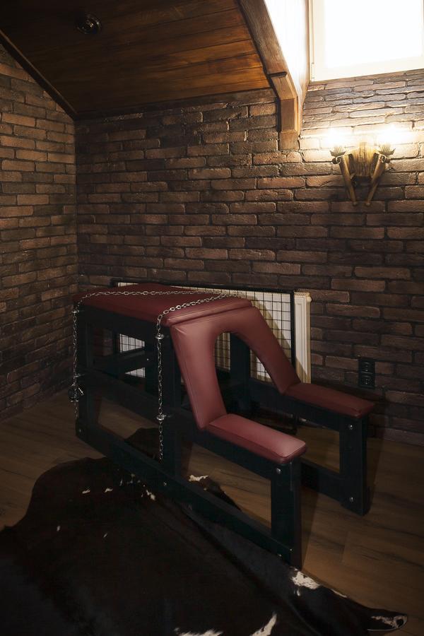 קייב Dating Hotel Cherry Twins (Adults Only) מראה חיצוני תמונה