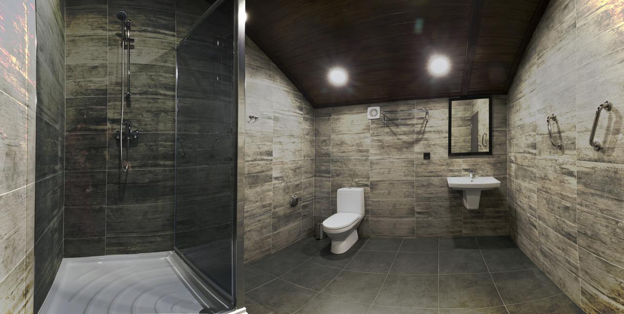 קייב Dating Hotel Cherry Twins (Adults Only) מראה חיצוני תמונה